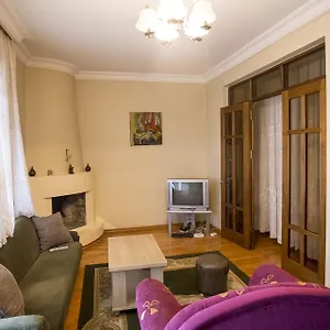 Batumi City Center Apartment Апартаменты